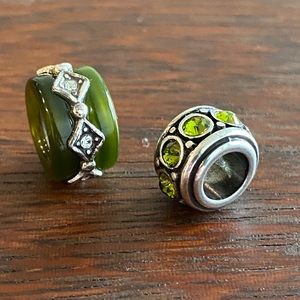 Brighton charms - set of 2 in green